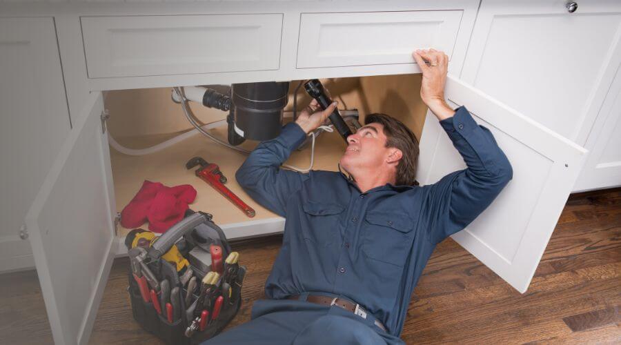 Expert burst pipe repair services in Cuba, KS